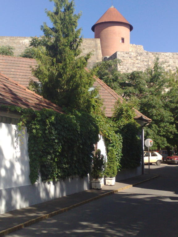 Minaret Apartman Eger Rum bild